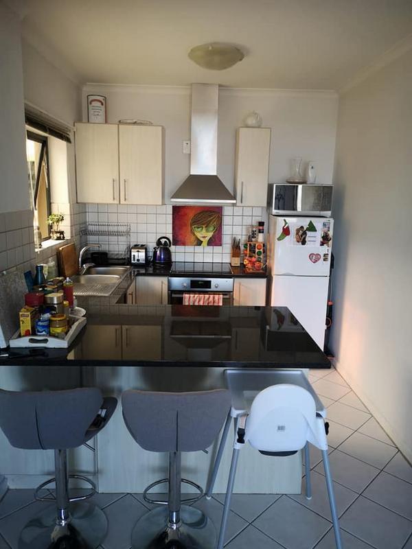 2 Bedroom Property for Sale in Somerset West Western Cape